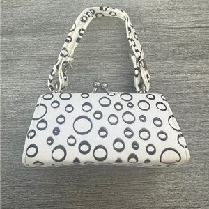 White and Black Circle Patterned Women’s lip stick holder